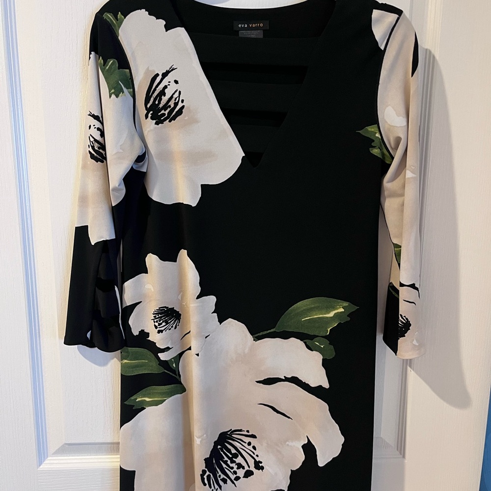 Eva Varro dress size M.